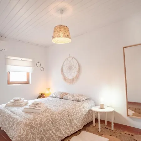Casa Refugio De *